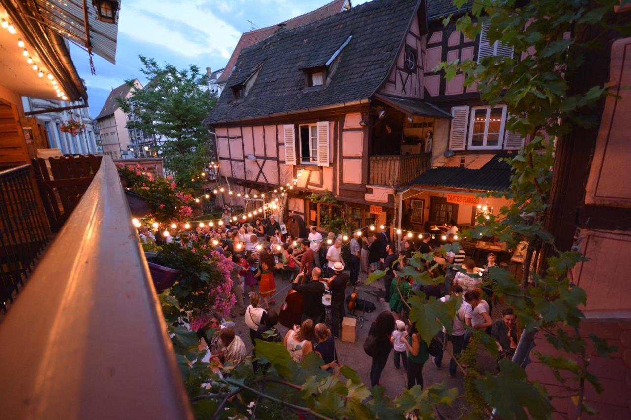Chez Cecile Bed And Breakfast Chez Le Vigneron Colmar Bagian luar foto