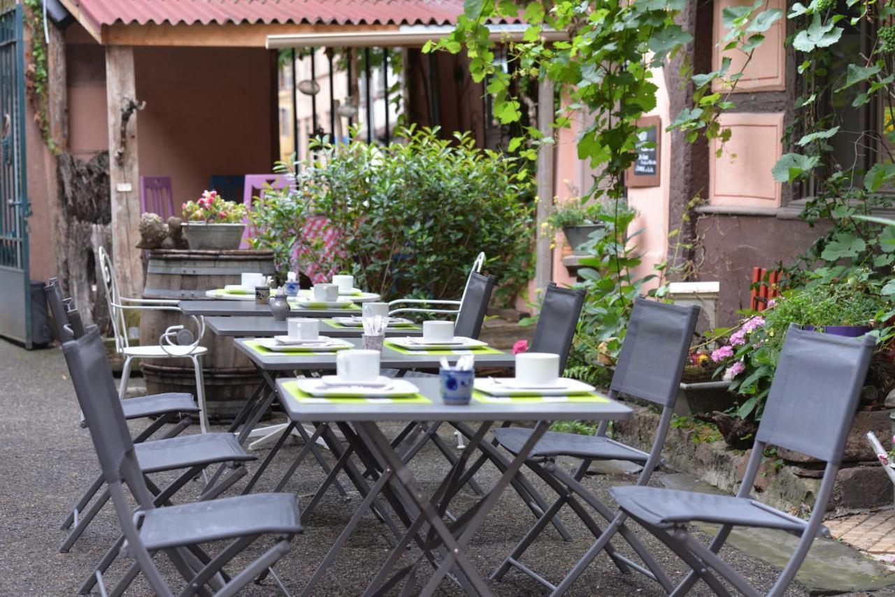 Chez Cecile Bed And Breakfast Chez Le Vigneron Colmar Bagian luar foto