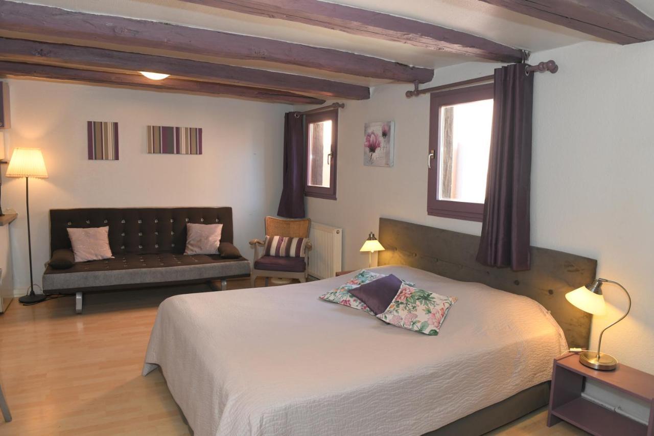 Chez Cecile Bed And Breakfast Chez Le Vigneron Colmar Bagian luar foto