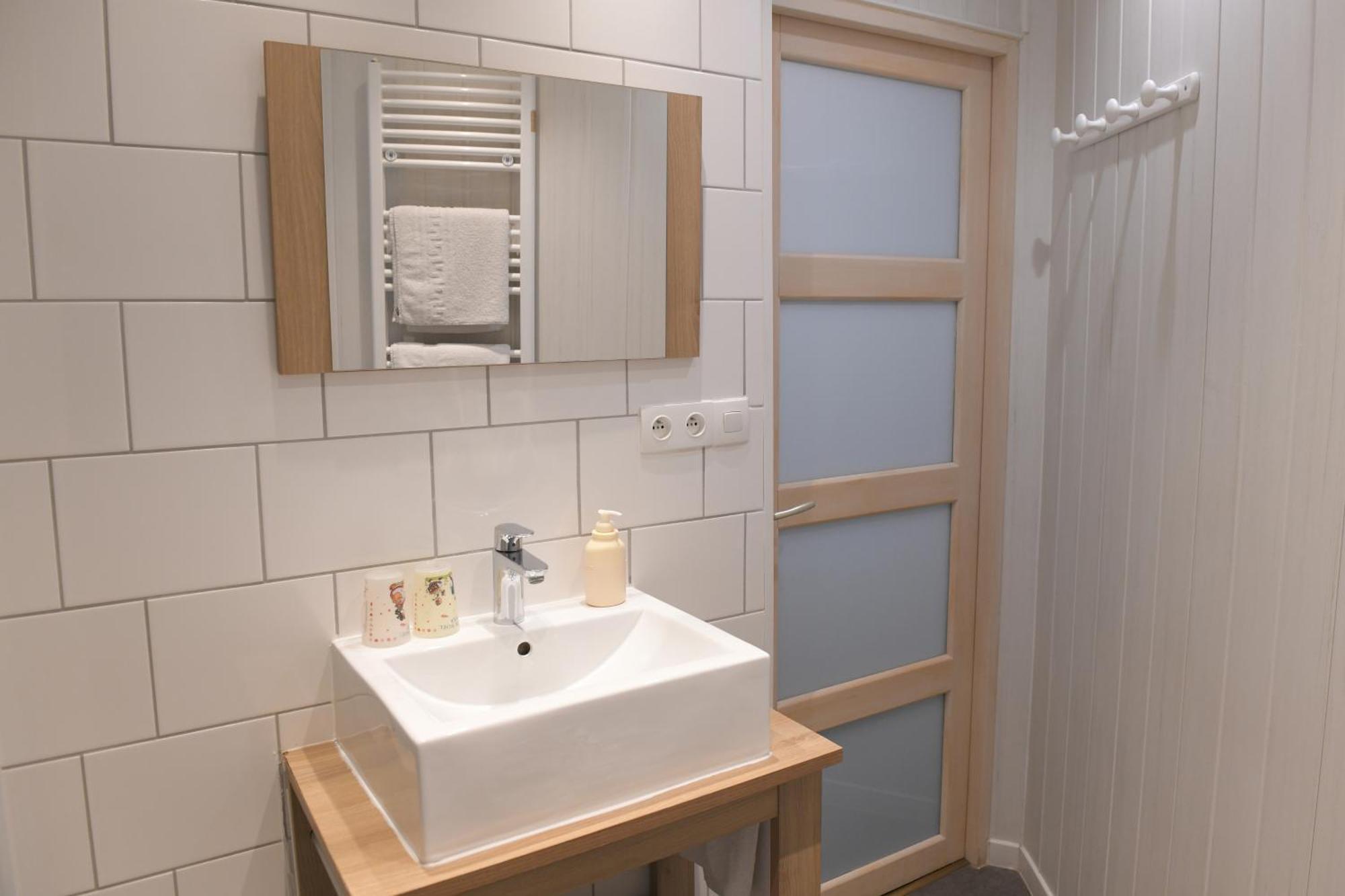 Chez Cecile Bed And Breakfast Chez Le Vigneron Colmar Ruang foto